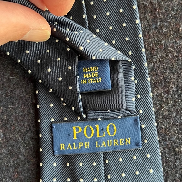 Silk Neck Tie - Picture 5 of 5